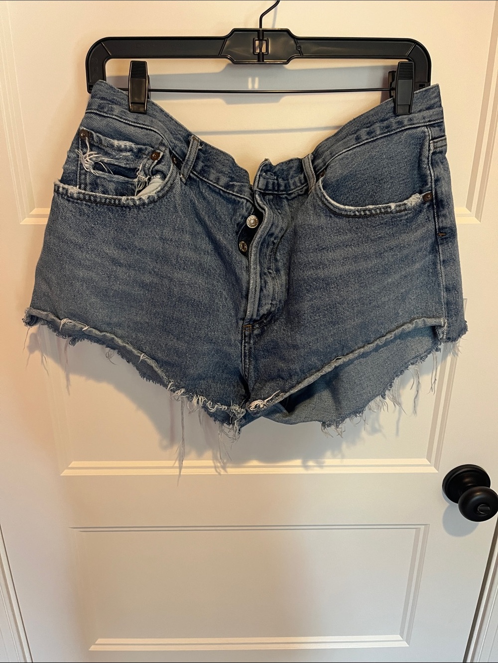 AGOLDE Raw Hem Vintage Wash Denim Shorts - Blue